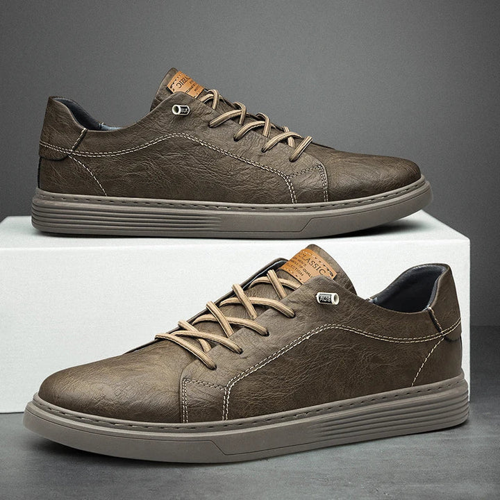 Men’s Comfortable Sneakers Lace Up Low Top