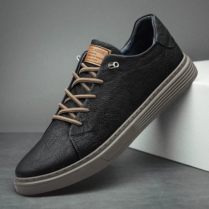 Men’s Comfortable Sneakers Lace Up Low Top