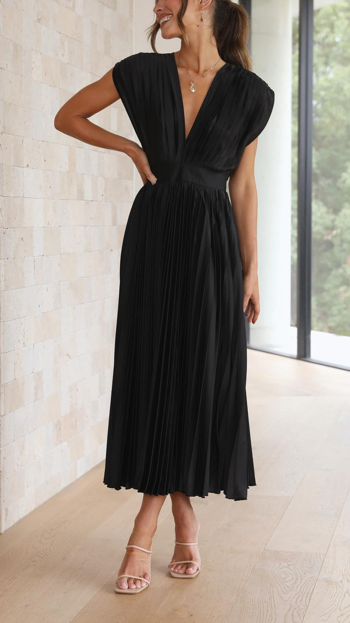 Women's Elegant Pleated Maxi Dress | V-Neck