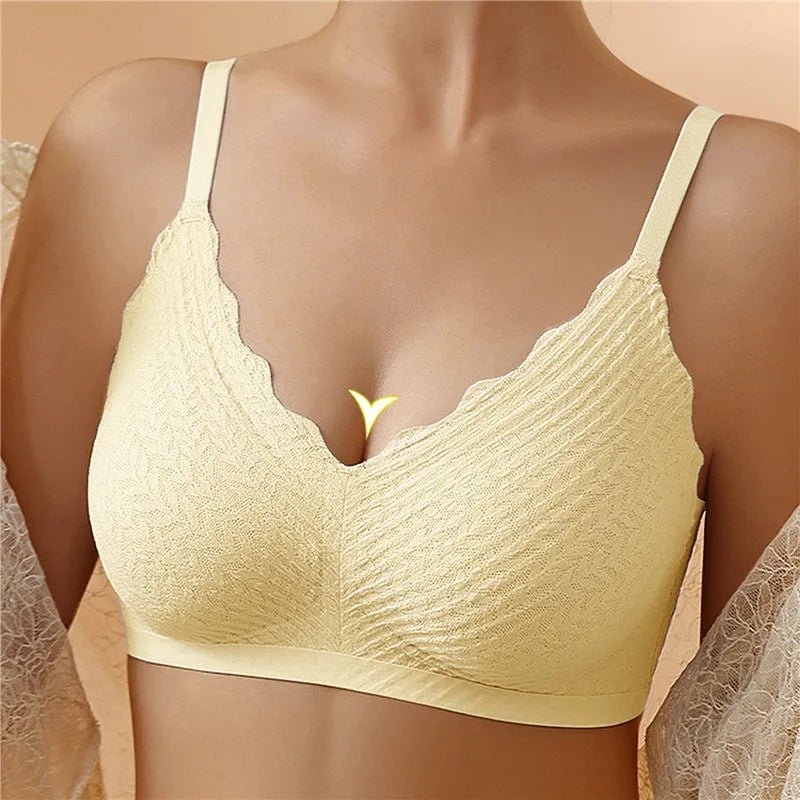 Women's Seamless Comfort Bra | Scalloped Textured