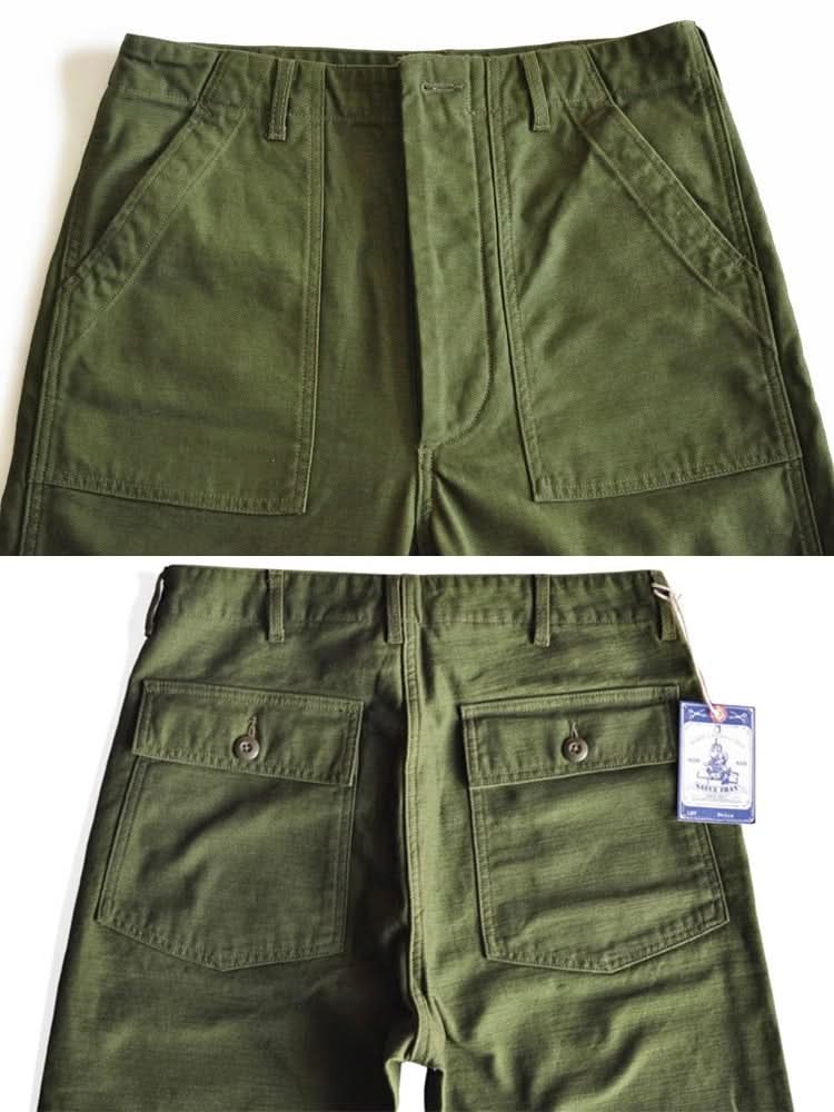 Men's Cotton Straight Fatigue Pants | Utility Patch Pockets Angle