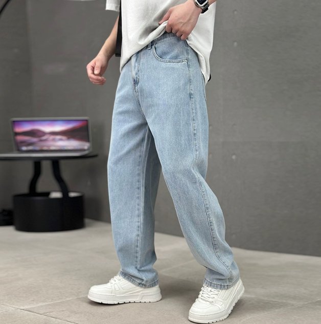 Men's Loose Fit Straight Leg Jeans | Wide Relaxed Everyday Cut Front