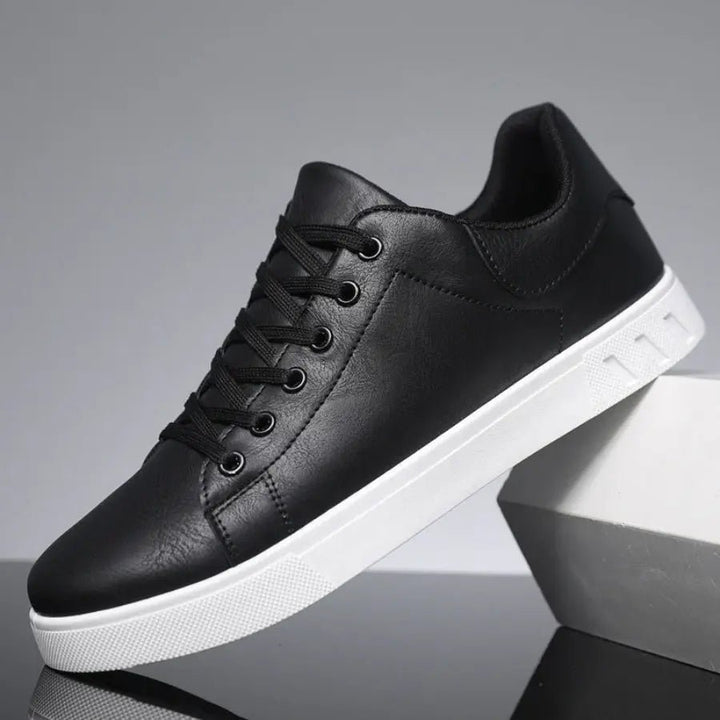 Men's Low-Top Oxford Casual Sneakers | Tie Up with Contrast Sole Lifestyle