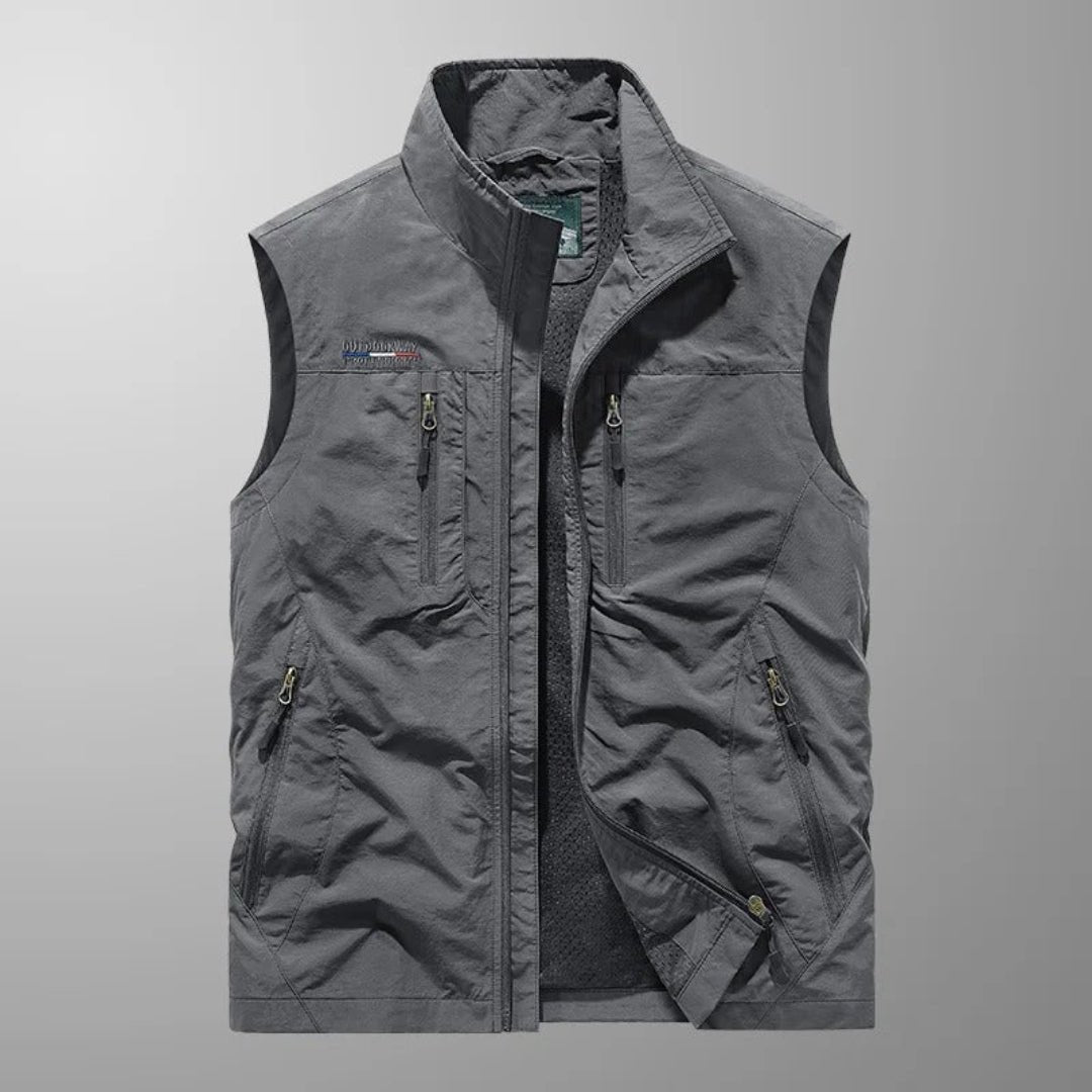 Men's Multi Pocket Utility Vest | Zip Up Outdoor Gilet Close Up