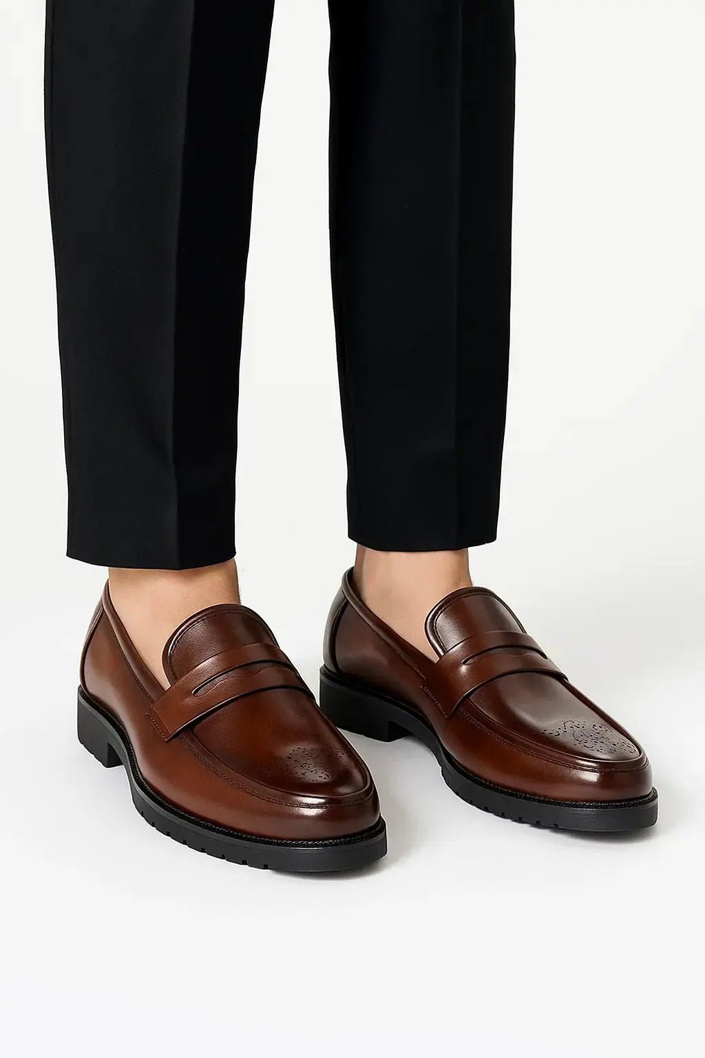 Men's Oxford Dress Shoes | Breathable Round Toe Lug Sole Front
