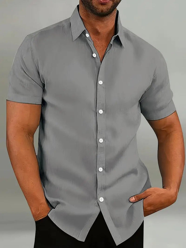 Men's Short Sleeve Casual Shirt with Breezy Fit Back