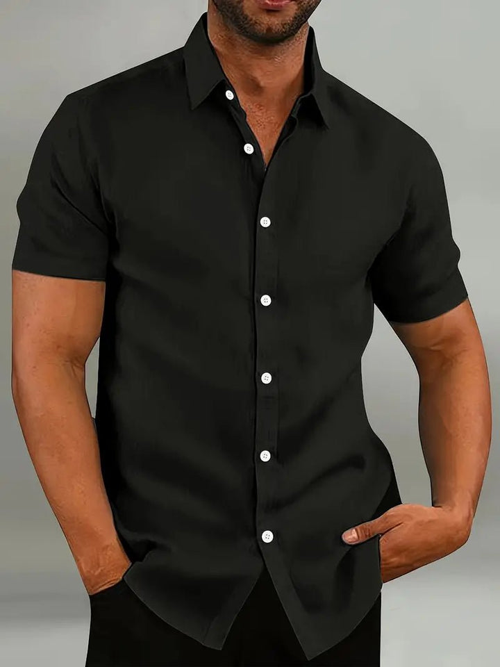 Men's Short Sleeve Casual Shirt with Breezy Fit Detail