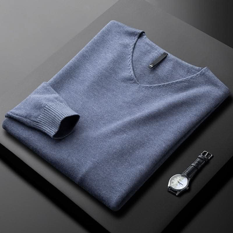 Men's V-Neck Cashmere Jumper | Fine Knit Relaxed Fit Detail