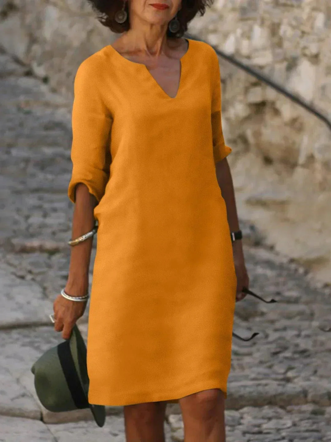 Women's Elegant V-Neck 3/4 Sleeve Dress