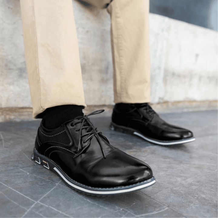 Oxford Leather Lace-Up Low-Top Shoes