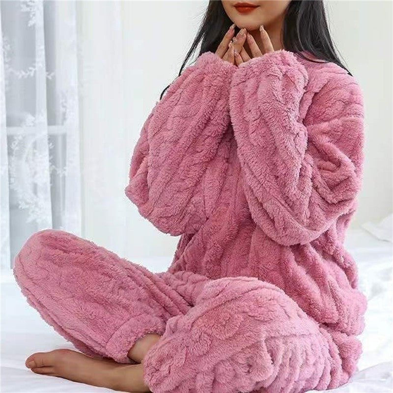Women's Fluffy Pajama Two Piece Set | Cable Knit Lounge Fit Side