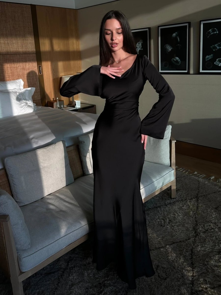 Women's Long Sleeve Maxi Dress | Fitted Bodice Bell Sleeve Close Up