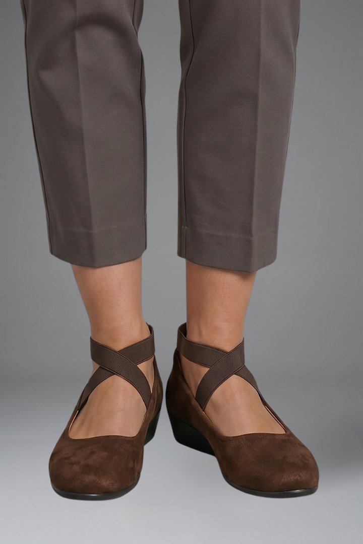 Women's Orthopaedic Slip-On Flats | Elastic Cross Strap Everyday Lifestyle