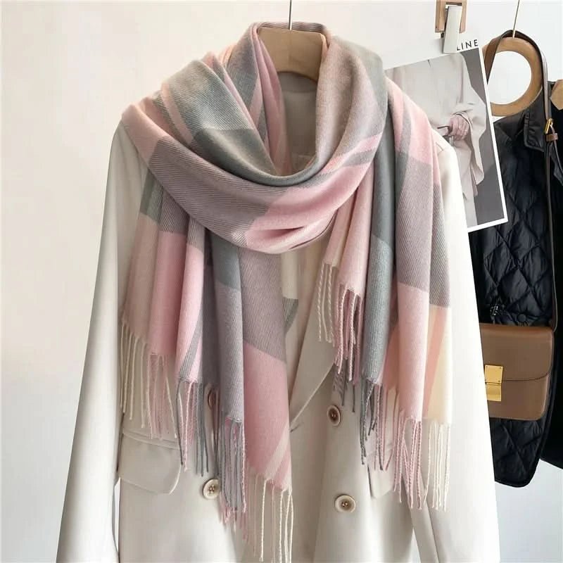 Women's Plaid Check Scarf | Fringe Edge Warm Wrap Hero