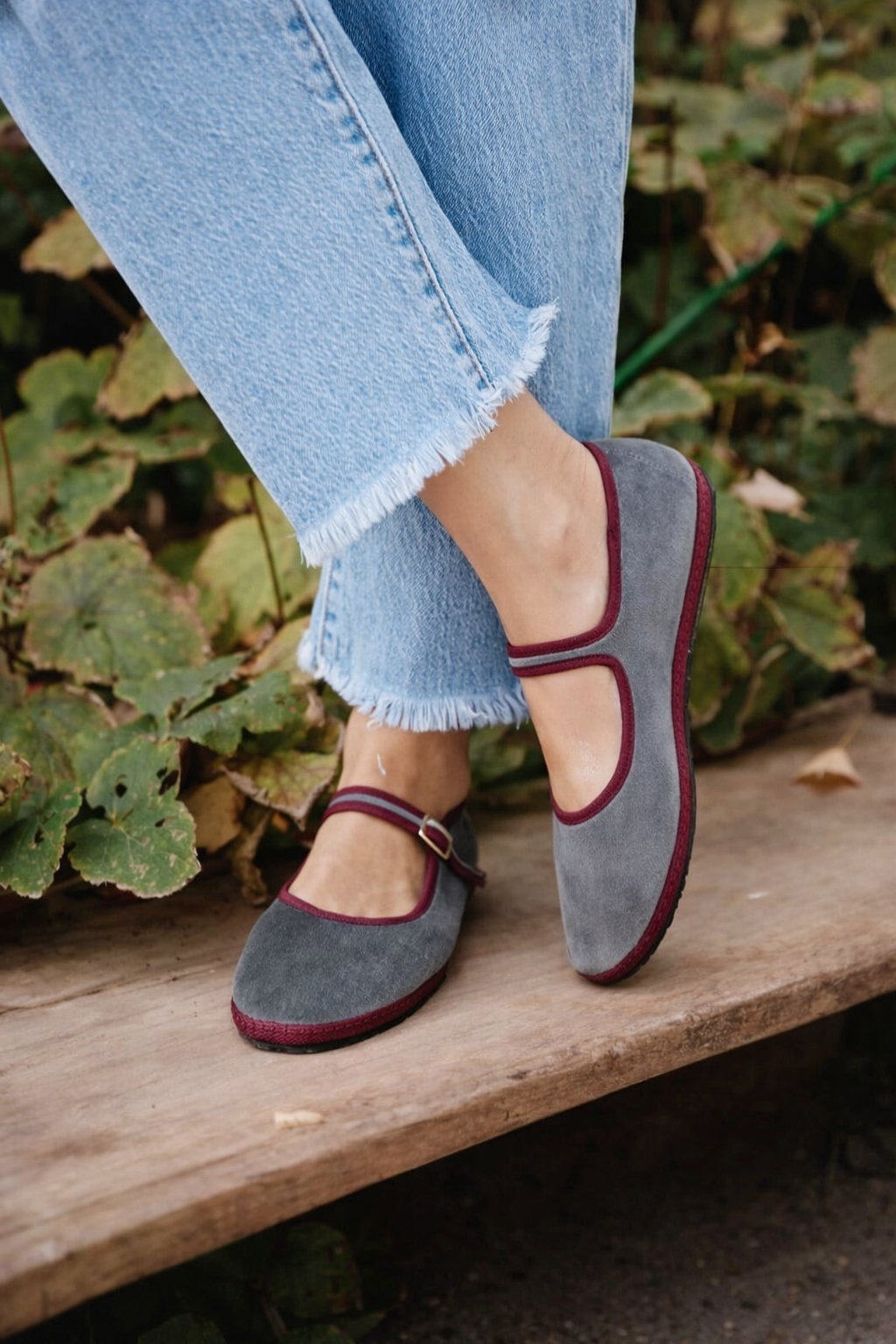 Women's Velvet Buckle Strap Mary Jane Ballet Flats Front
